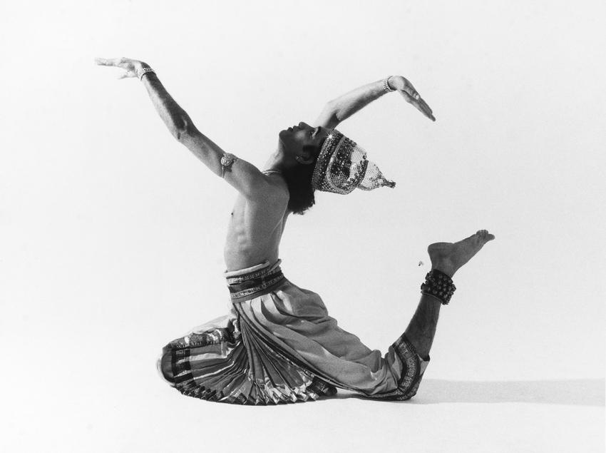 Black and white photo of a dancer