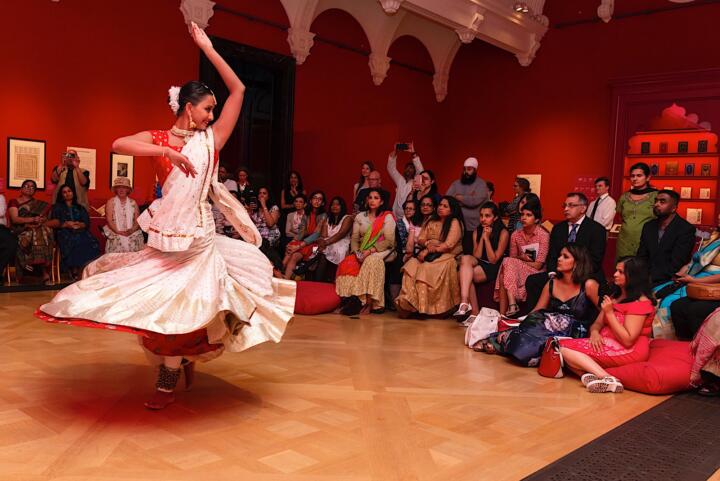 Akademi performance at Eastern Encounters Thursday lates, by ANKH Dance, credit Royal Collection Trust © Her Majesty Queen Elizabeth II 2019